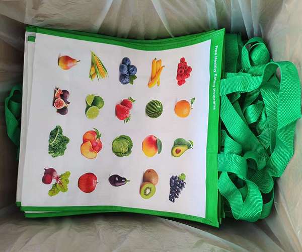 PP woven bag packing